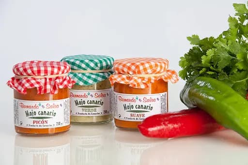 Co warto przywieźć z Teneryfy? Najlepsze lokalne pamiątki i produkty Co warto przywieźć z Teneryfy? Najlepsze lokalne pamiątki i produkty