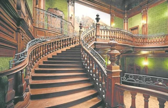 Pałac Goetza w Brzesku - fascynująca historia i ukryte tajemnice Pałac Goetza w Brzesku - fascynująca historia i ukryte tajemnice