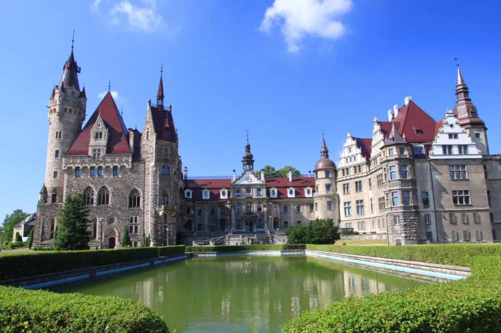 Zamki w okolicy Kudowy-Zdroju, które musisz zobaczyć na własne oczy Zamki w okolicy Kudowy-Zdroju, które musisz zobaczyć na własne oczy