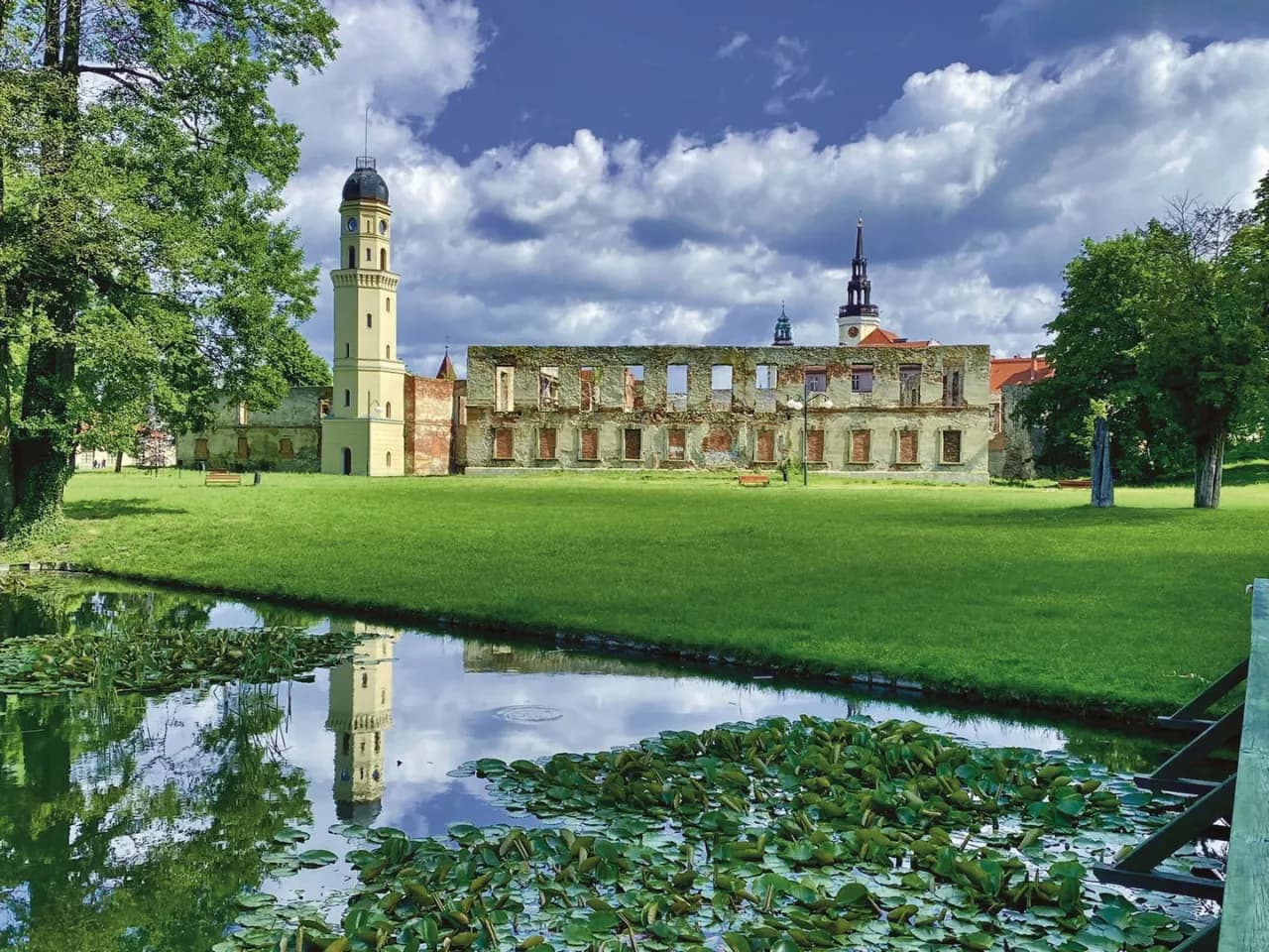 Zamek w Strzelcach Opolskich: historia, tajemnice i atrakcje turystyczne Zamek w Strzelcach Opolskich: historia, tajemnice i atrakcje turystyczne