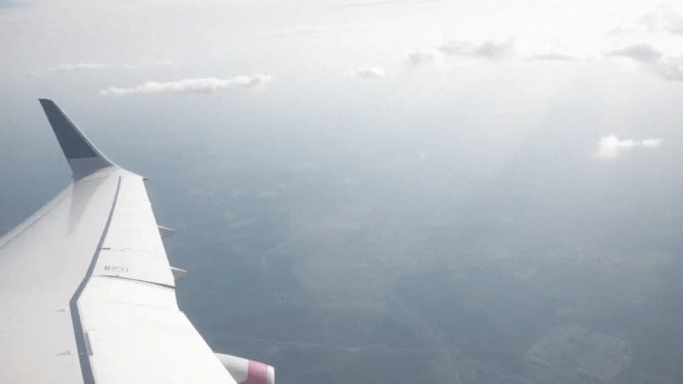 Ile trwa lot z Warszawy do Malagi? Odkryj czas przelotu i więcej Ile trwa lot z Warszawy do Malagi? Odkryj czas przelotu i więcej