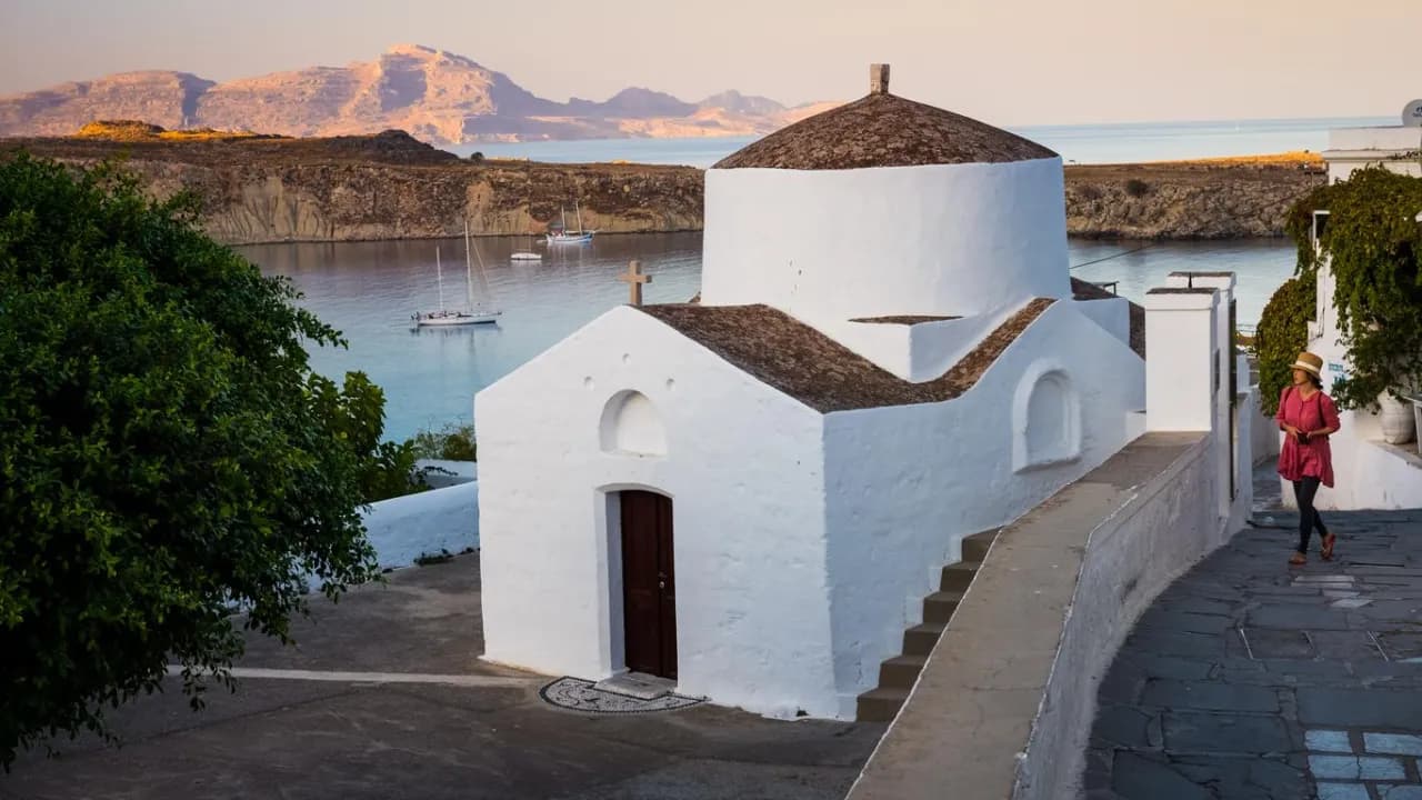 Ile trwa lot z Wrocławia do Grecji? Odkryj czas podróży bez zaskoczeń Ile trwa lot z Wrocławia do Grecji? Odkryj czas podróży bez zaskoczeń