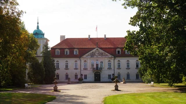 Pałac w Nieborowie: Odkryj tajemnice, które mogą Cię zaskoczyć Pałac w Nieborowie: Odkryj tajemnice, które mogą Cię zaskoczyć